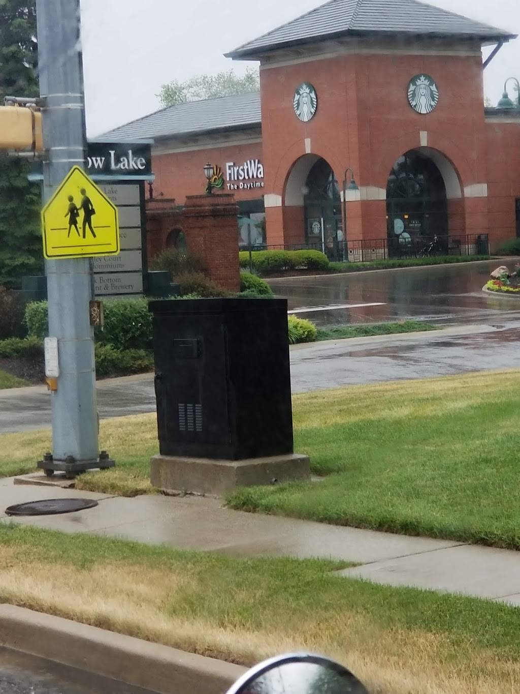 Willow Lake West | shopping mall | 2902 W 86th St, Indianapolis, IN 46268, USA | 5136861600 OR +1 513-686-1600