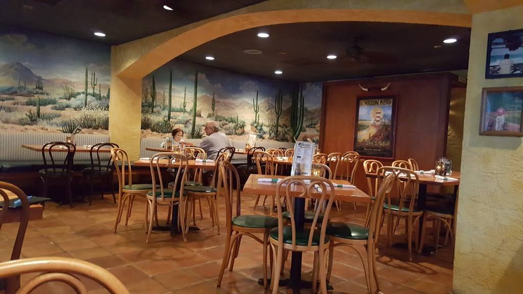 San Miguels Mexican | restaurant | 9 Harbourside Ln, Hilton Head Island, SC 29928, USA | 8438424555 OR +1 843-842-4555
