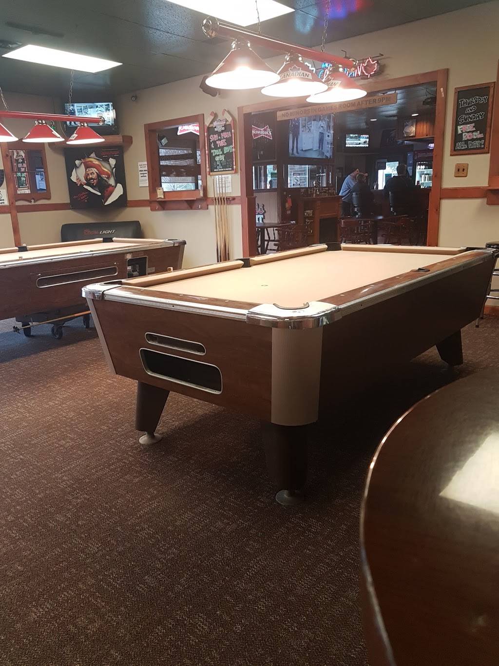 Ample Annies Roadhouse | restaurant | 219 Silvercreek Pkwy N, Guelph, ON N1H 7K4, Canada | 5198361179 OR +1 519-836-1179