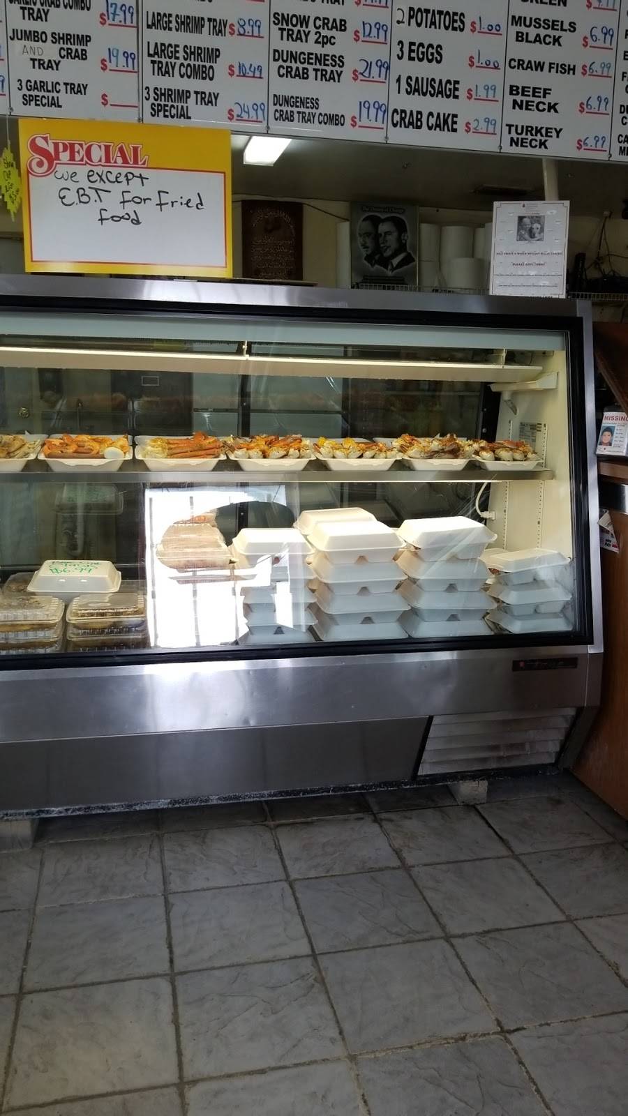 Golden Crab House | restaurant | 2808 Edgewood Ave N, Jacksonville, FL 32254, USA | 9043599997 OR +1 904-359-9997