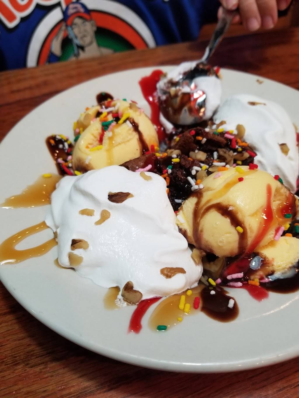 Toucans Ale House | restaurant | 2450 Perry Lane Rd, Brunswick, GA 31525, USA | 9125541937 OR +1 912-554-1937