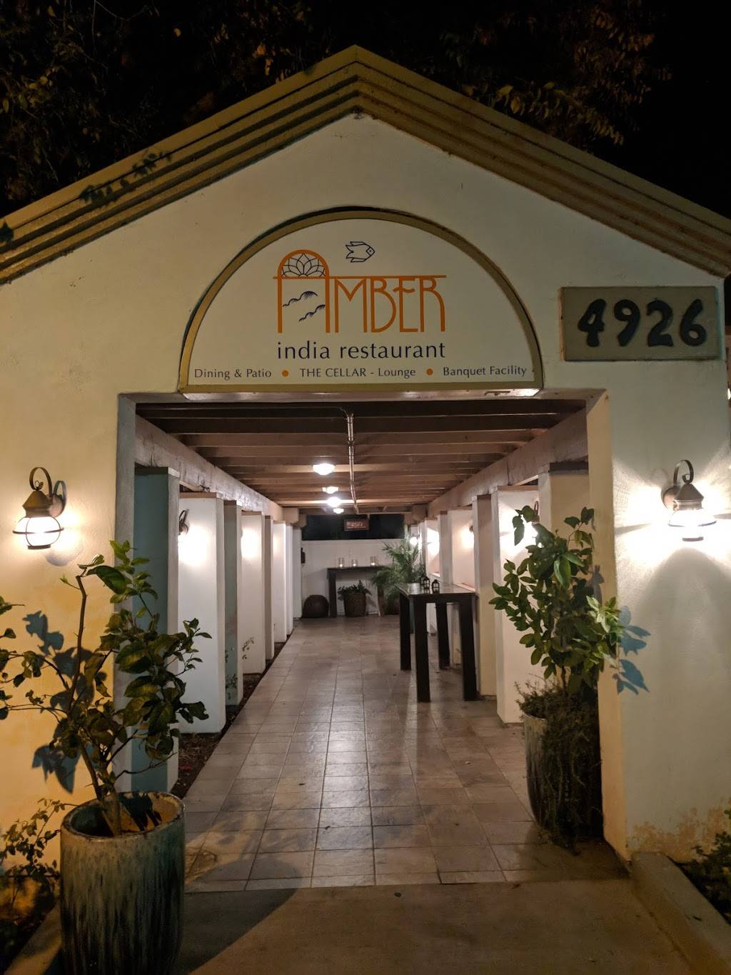 Amber India | restaurant | 4926 El Camino Real, Los Altos, CA 94022, USA | 6509687511 OR +1 650-968-7511