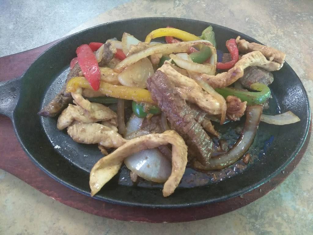 El Oceano Mexican Restaurant | restaurant | 2304 W Park Row Dr #21, Pantego, TX 76013, USA | 8174229550 OR +1 817-422-9550