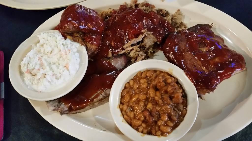 Fat Larrys | restaurant | 7537 US-70, Bartlett, TN 38133, USA | 9013861900 OR +1 901-386-1900