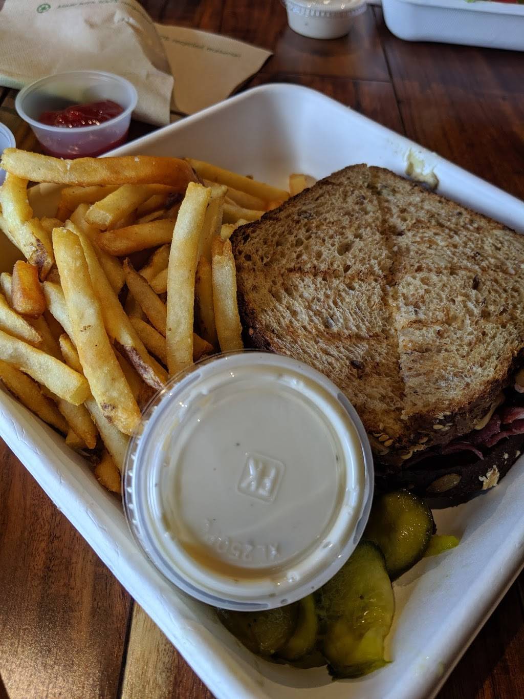 La Tour Cafe | restaurant | 820 W Hind Dr #1291, Honolulu, HI 96821, USA | 8083735174 OR +1 808-373-5174