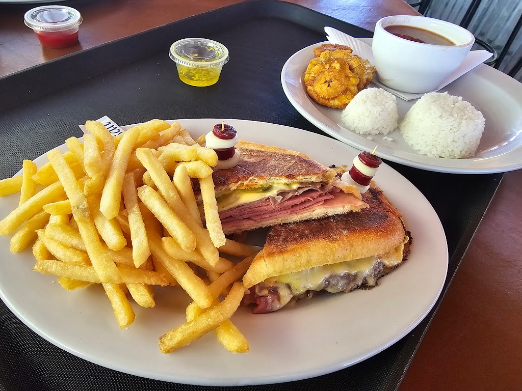 Samay Cuban Restaurant | restaurant | 1120 Fairview Addition Rd, West Williamson, WV 25661, USA | 8282169564 OR +1 828-216-9564