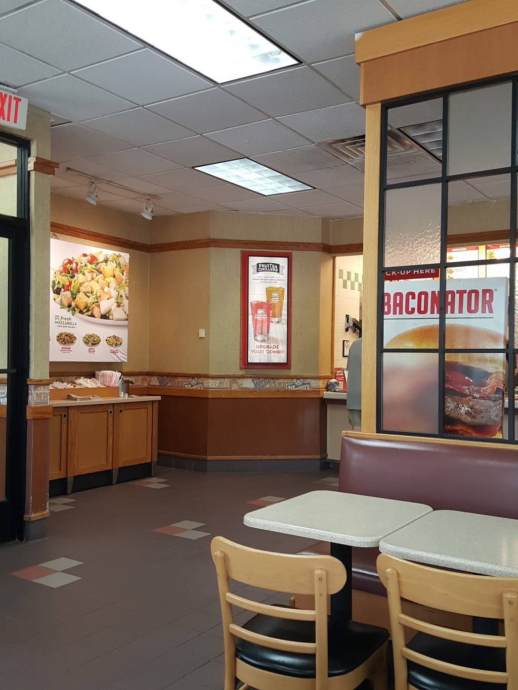 Wendys | restaurant | 51 Bananier Dr, Toms River, NJ 08755, USA | 7323412936 OR +1 732-341-2936