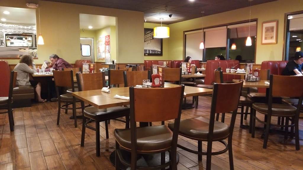 Dennys | restaurant | 1218 N Litchfield Rd, Goodyear, AZ 85338, USA | 6239357388 OR +1 623-935-7388