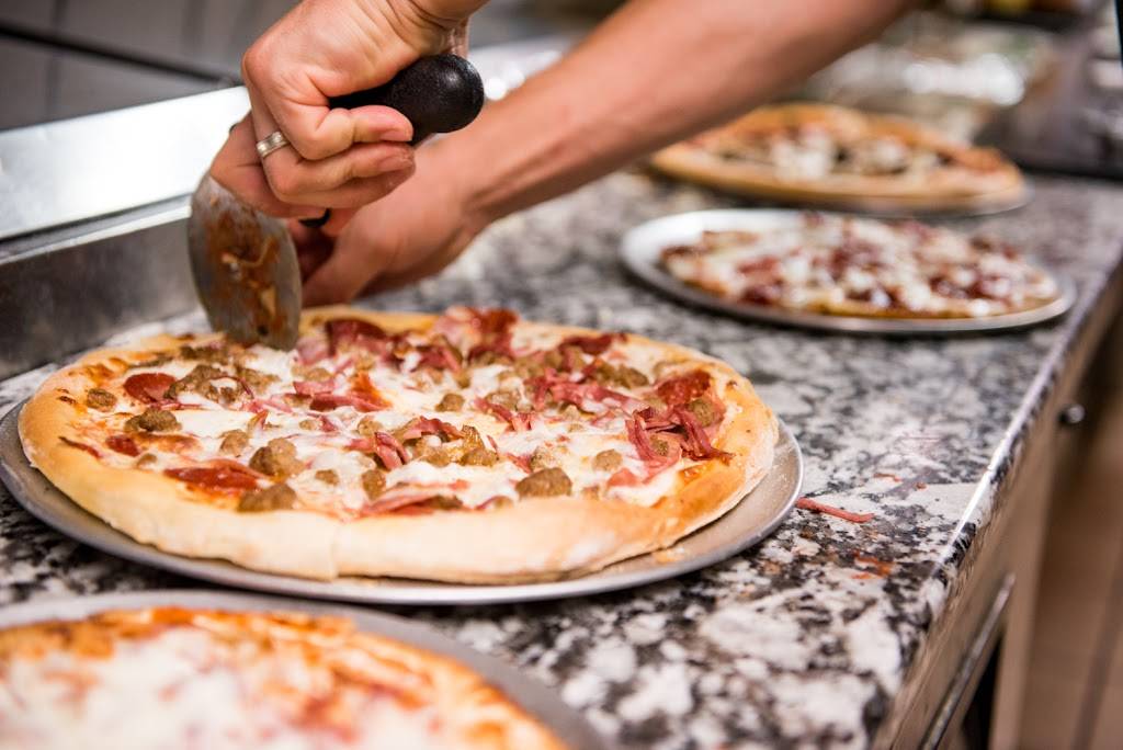 Little Chicago Pizzeria And Grill | meal delivery | 1524A Demonbreun St, Nashville, TN 37203, USA | 6153218660 OR +1 615-321-8660