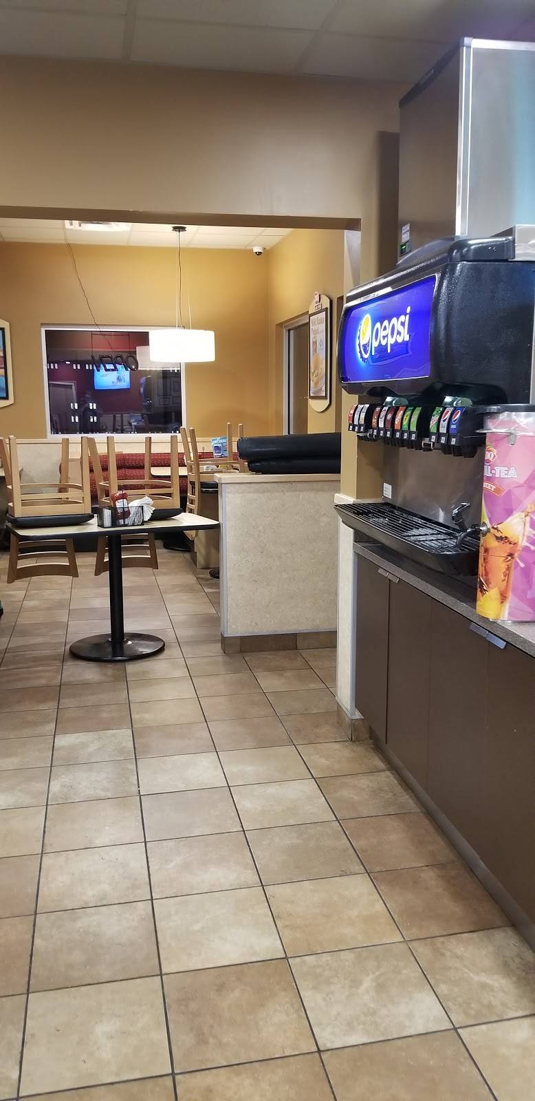 Dairy Queen Grill & Chill | restaurant | 2200 W Main St, Marion, IL 62959, USA | 6189975180 OR +1 618-997-5180