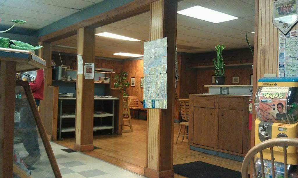 Town Pizza | restaurant | 44 Market St, North Berwick, ME 03906, USA | 2076768600 OR +1 207-676-8600