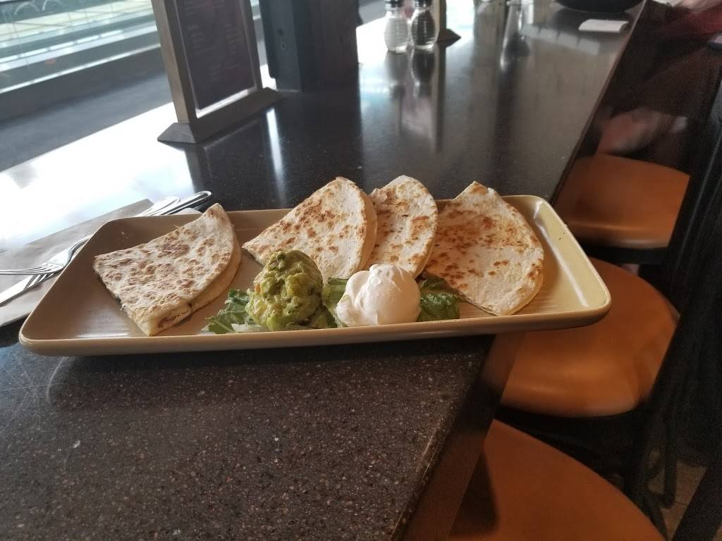 Zona Cocina Restaurant | restaurant | 7062 Elm Rd, Baltimore, MD 21240, USA | 9529228720 OR +1 952-922-8720