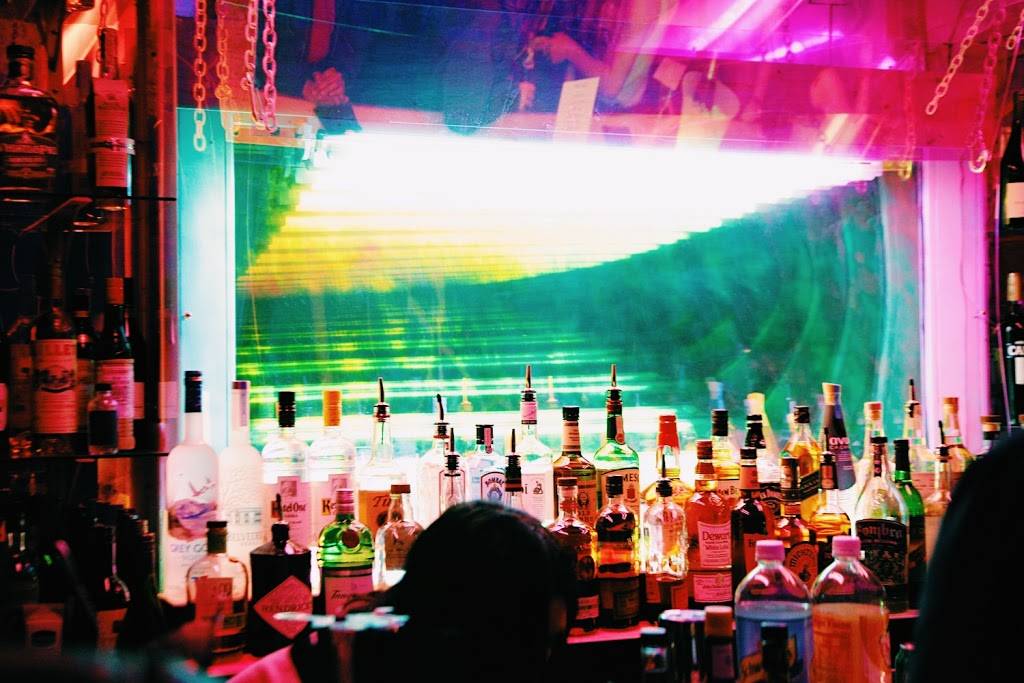 Pink Metal | restaurant | 253 Bushwick Ave, Brooklyn, NY 11206, USA | 3477991236 OR +1 347-799-1236