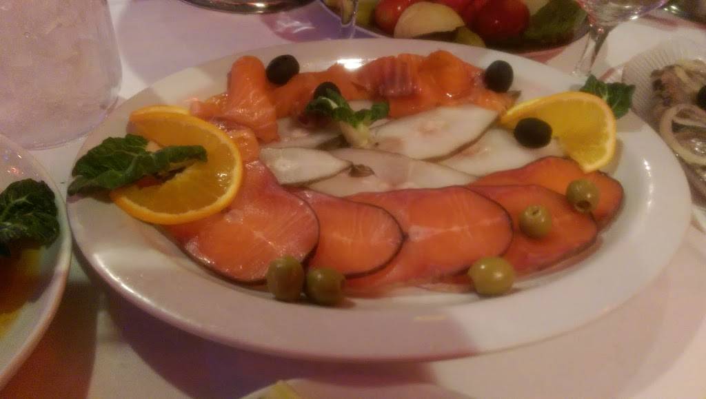 Hollywood | restaurant | 1118 Centre St #9, Thornhill, ON L4J 7R9, Canada | 6476080089 OR +1 647-608-0089