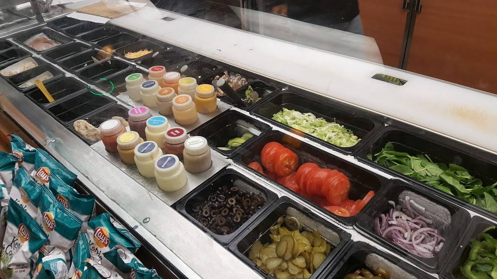 Subway Restaurants | restaurant | 2211 N Main St, Liberty, TX 77575, USA | 9363367827 OR +1 936-336-7827