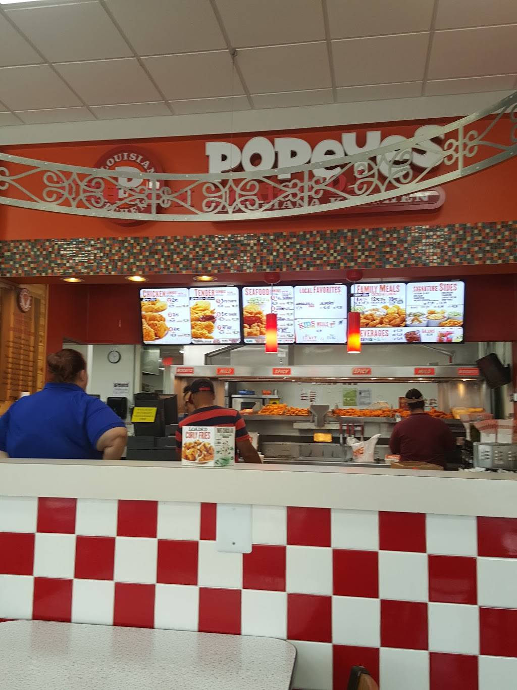 Popeyes Louisiana Kitchen | restaurant | 11706 Tampa Gateway Blvd, Seffner, FL 33584, USA | 8132621560 OR +1 813-262-1560