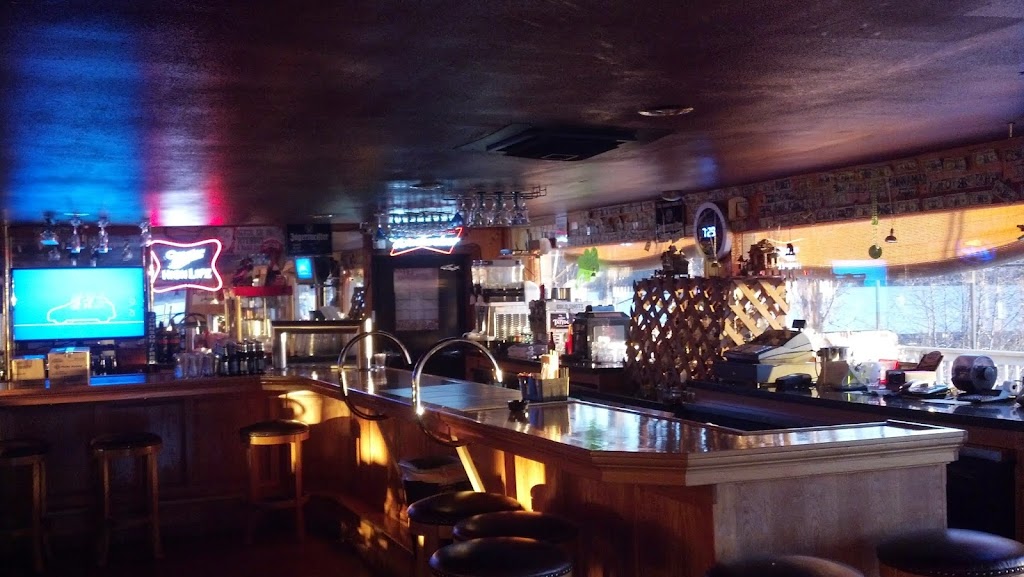 Gateway Marina & Resort | restaurant | 250 West Harrison Street, Box 232, Harrison, ID 83833, USA | 2085823883 OR +1 208-582-3883