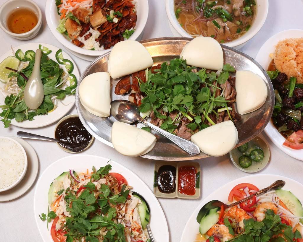 Vietopia | restaurant | 5176 Buffalo Speedway, Houston, TX 77005, USA | 7136647303 OR +1 713-664-7303