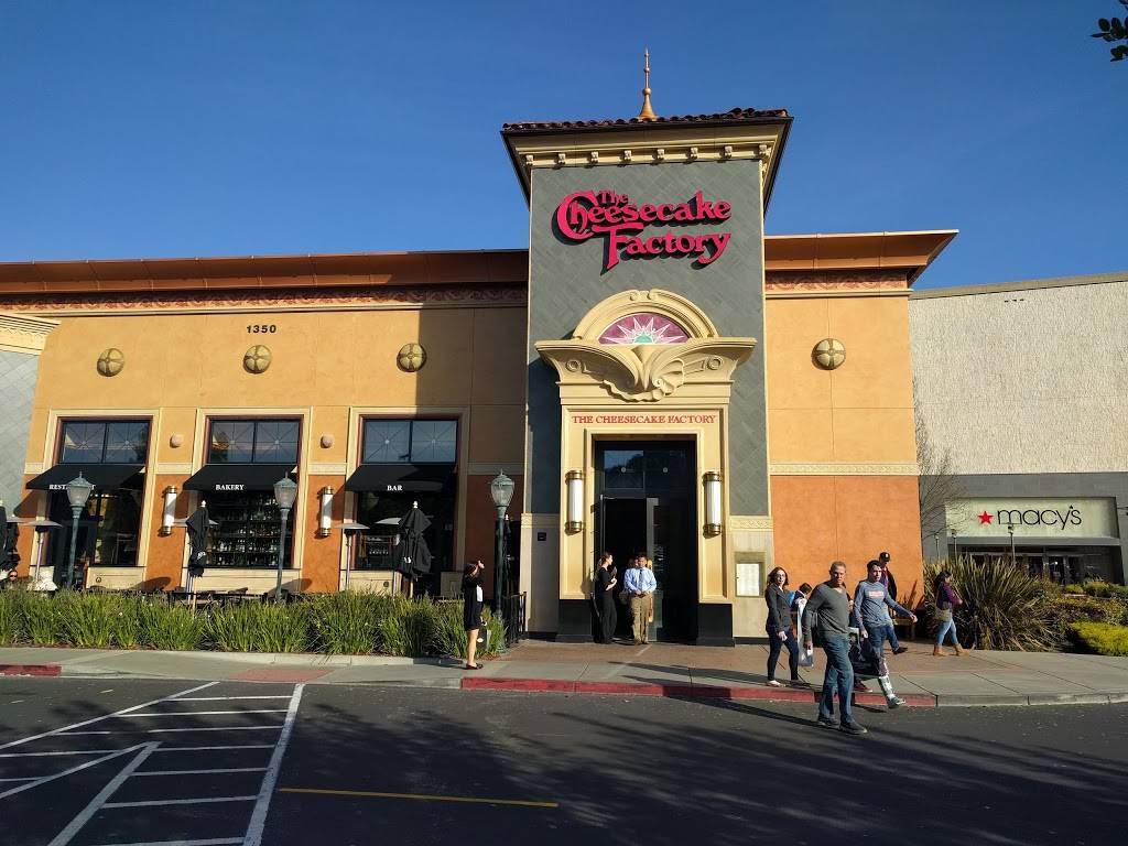 The Cheesecake Factory | restaurant | 1350 Stoneridge Mall Rd, Pleasanton, CA 94588, USA | 9254631311 OR +1 925-463-1311