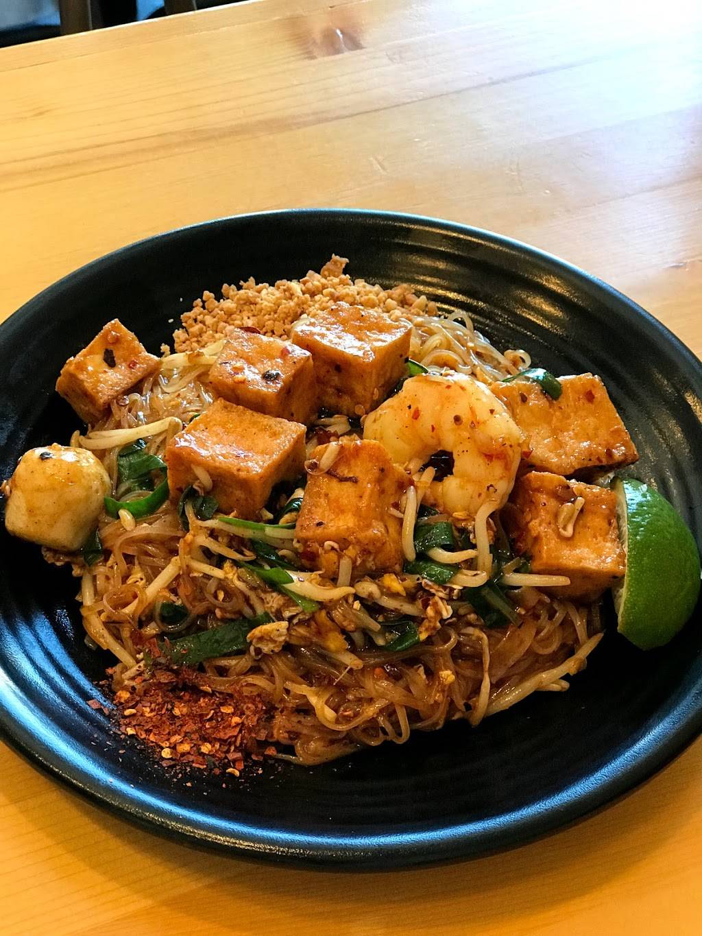 D E THAI KITCHEN | meal delivery | 1108 S 3rd St, Las Vegas, NV 89104, USA | 7029799121 OR +1 702-979-9121