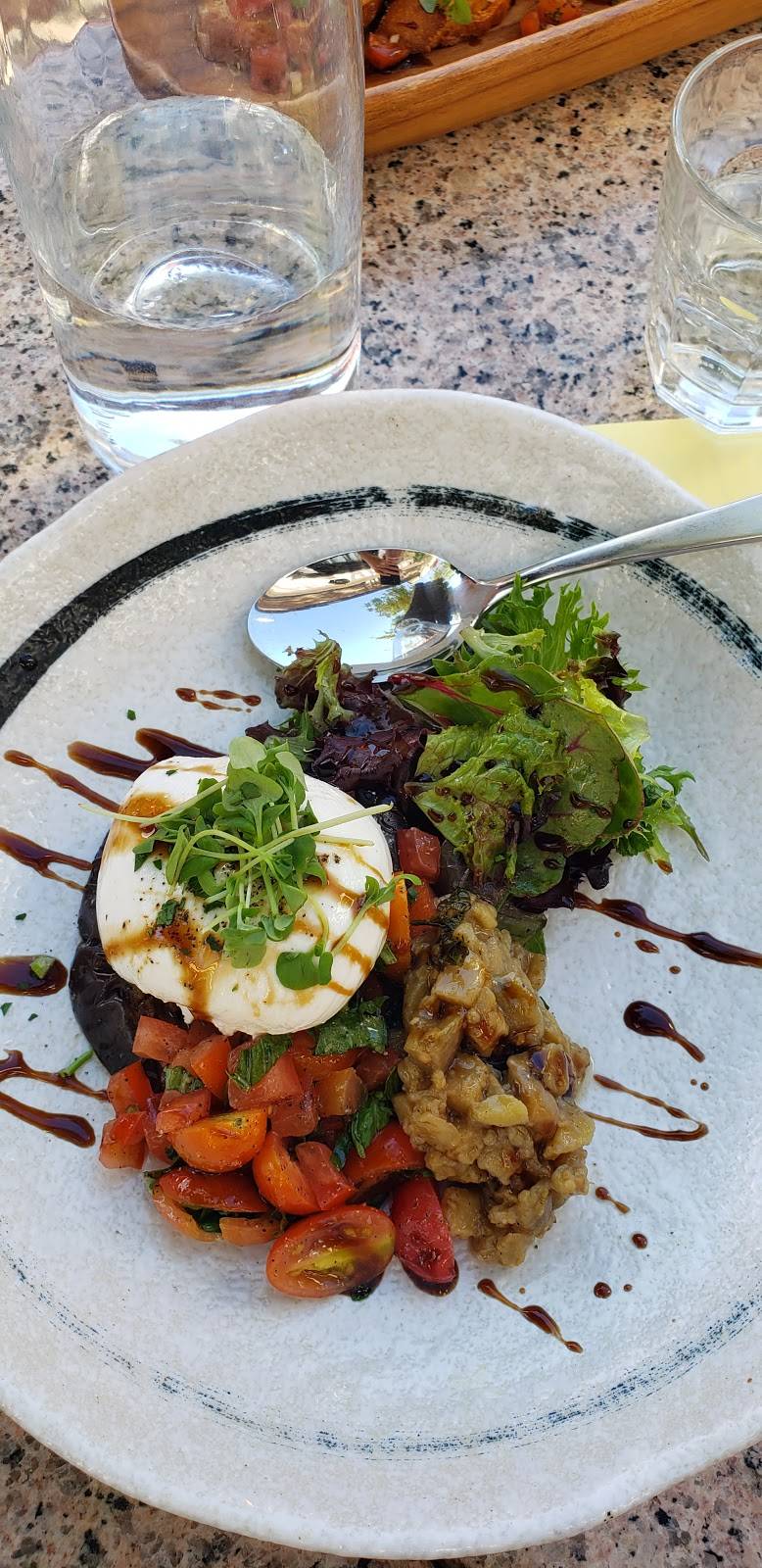 Brava Garden Eatery | night club | 724 Main St, Pleasanton, CA 94566, USA | 9253988665 OR +1 925-398-8665