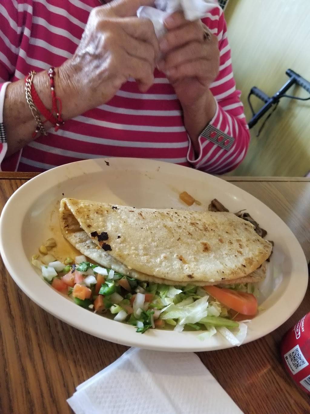 La Piri Tacos Taqueria | restaurant | 6102 W Diversey Ave, Chicago, IL 60639, USA | 7738875814 OR +1 773-887-5814