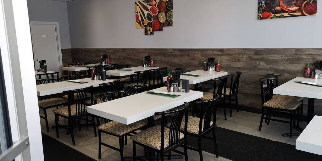 Pho Basil | restaurant | 6294 Main St, Whitchurch-Stouffville, ON L4A 1G8, Canada | 9056406565 OR +1 905-640-6565