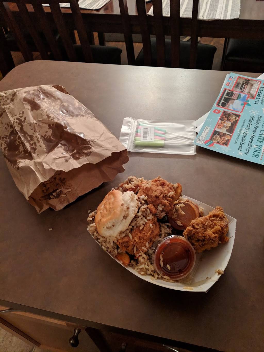 Chicken-N-Spice Shorewood | restaurant | 150 Brook Forest Ave, Shorewood, IL 60404, USA | 8156303114 OR +1 815-630-3114