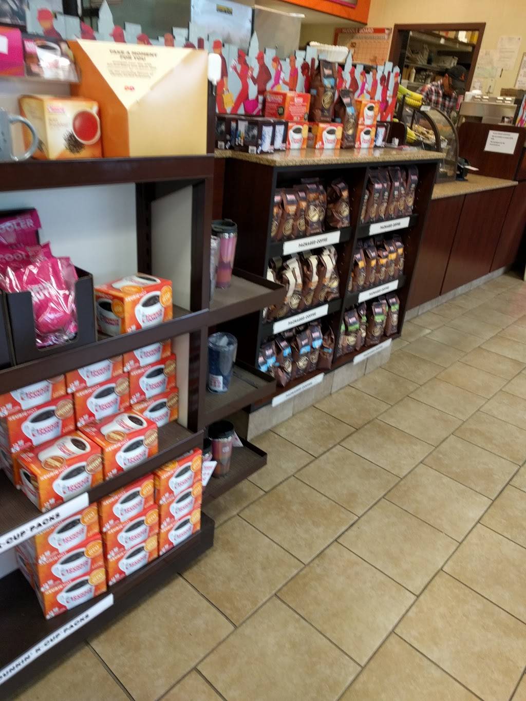 Dunkin | bakery | 539 NH-16 #302, Glen, NH 03838, USA | 6033749088 OR +1 603-374-9088