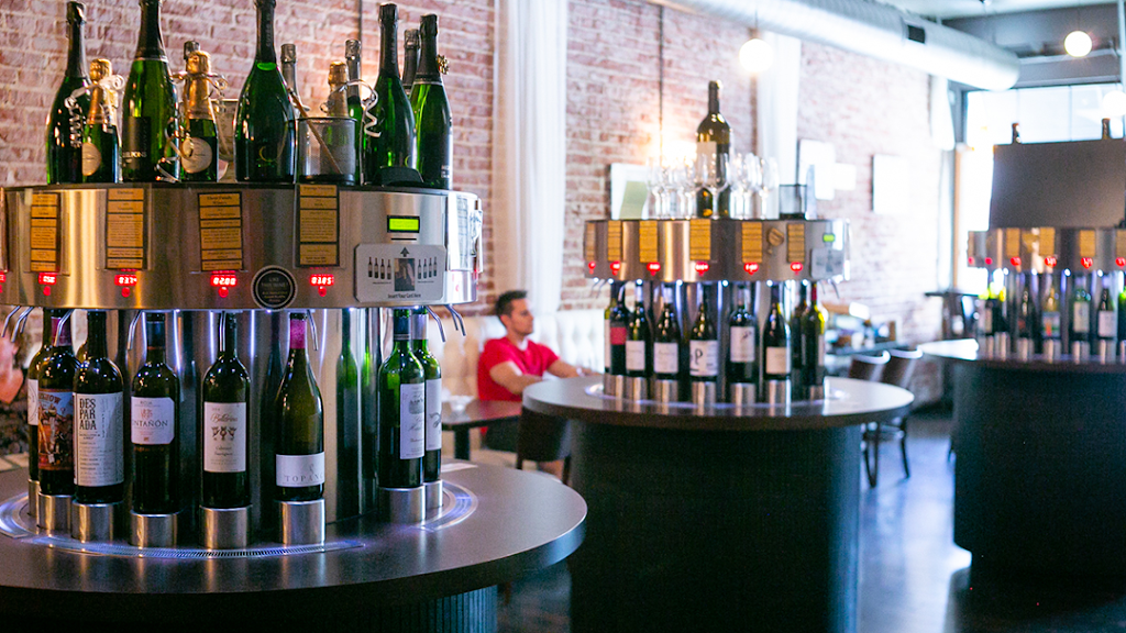 Splash Wine Lounge and Bistro | night club | 3043 University Ave, San Diego, CA 92104, USA | 6192960714 OR +1 619-296-0714