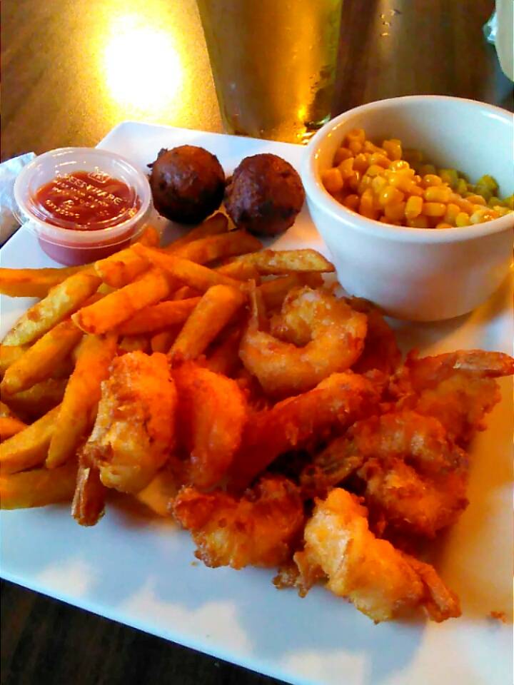 Waters Edge Pub & Grill | restaurant | 2603, 125, Central Ave, Crescent City, FL 32112, USA | 3866982707 OR +1 386-698-2707