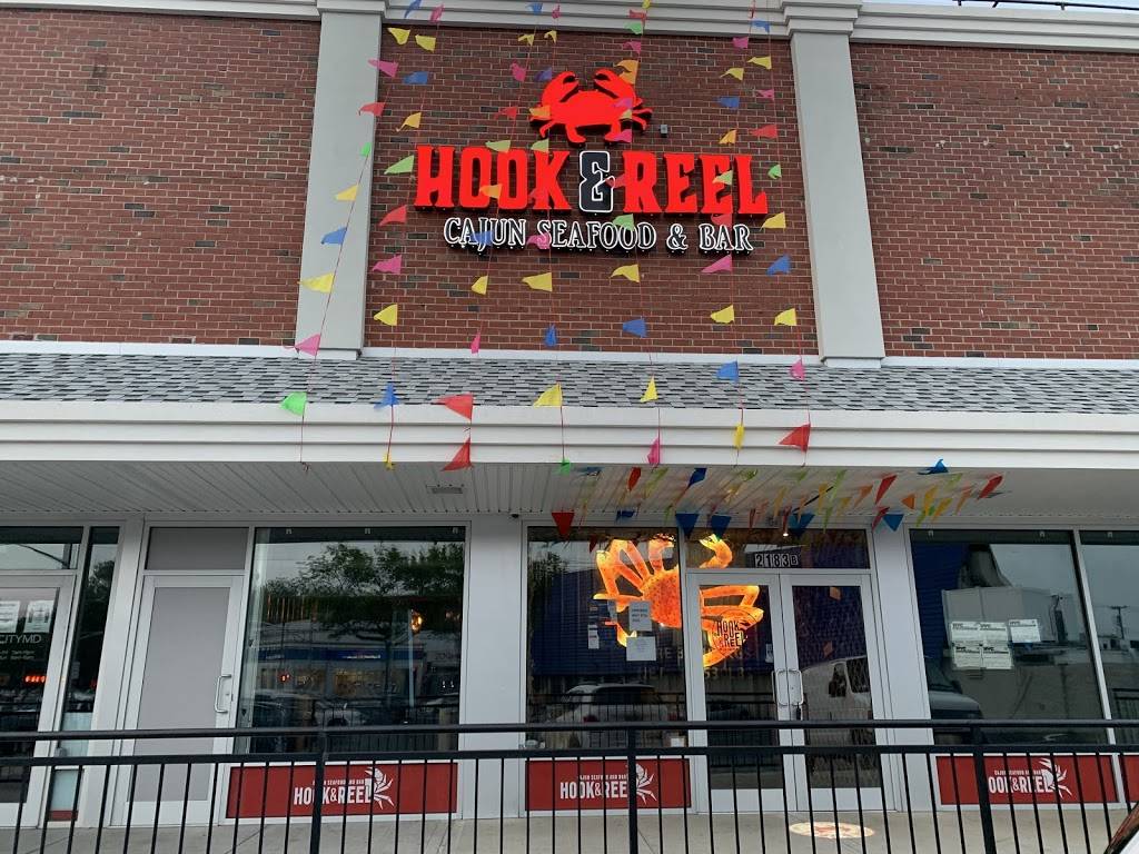 Hook & Reel Cajun Seafood & Bar | restaurant | 2183B Ralph Ave, Brooklyn, NY 11234, USA | 7187639800 OR +1 718-763-9800
