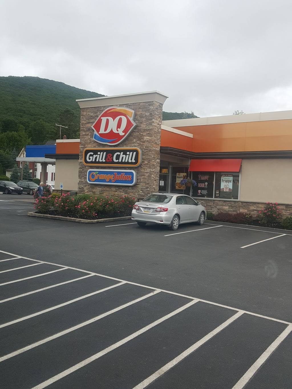 Dairy Queen Grill & Chill | restaurant | 606 Hastings St, South Williamsport, PA 17702, USA | 5703211819 OR +1 570-321-1819