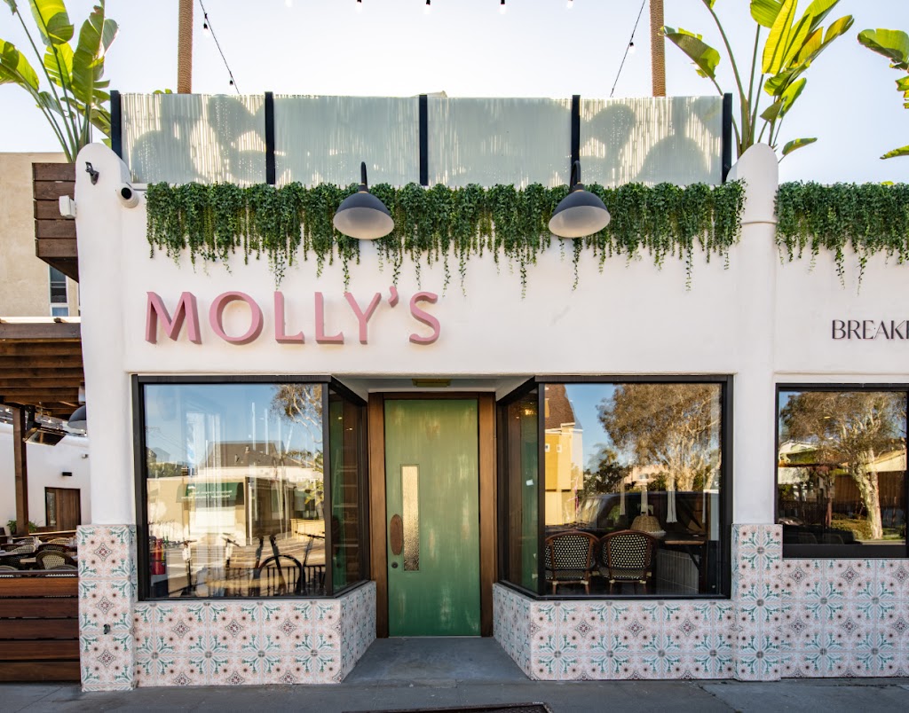 Mollys | restaurant | 3770 Mission Blvd, San Diego, CA 92109, USA | 8583016313 OR +1 858-301-6313