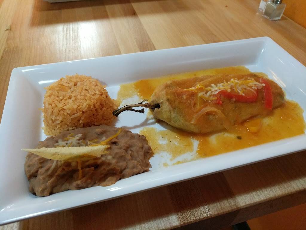 Sergios Tacos n Salsa | restaurant | 12031 5th St a, Yucaipa, CA 92399, USA | 9097901579 OR +1 909-790-1579