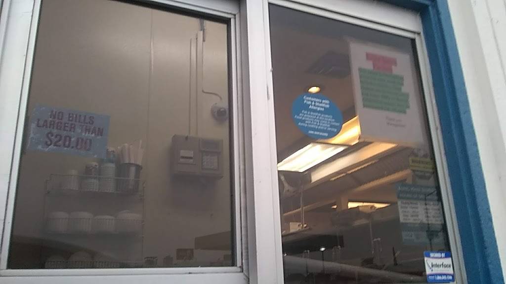 Long John Silvers | restaurant | 596 W Olive Ave, Porterville, CA 93257, USA | 5597843674 OR +1 559-784-3674