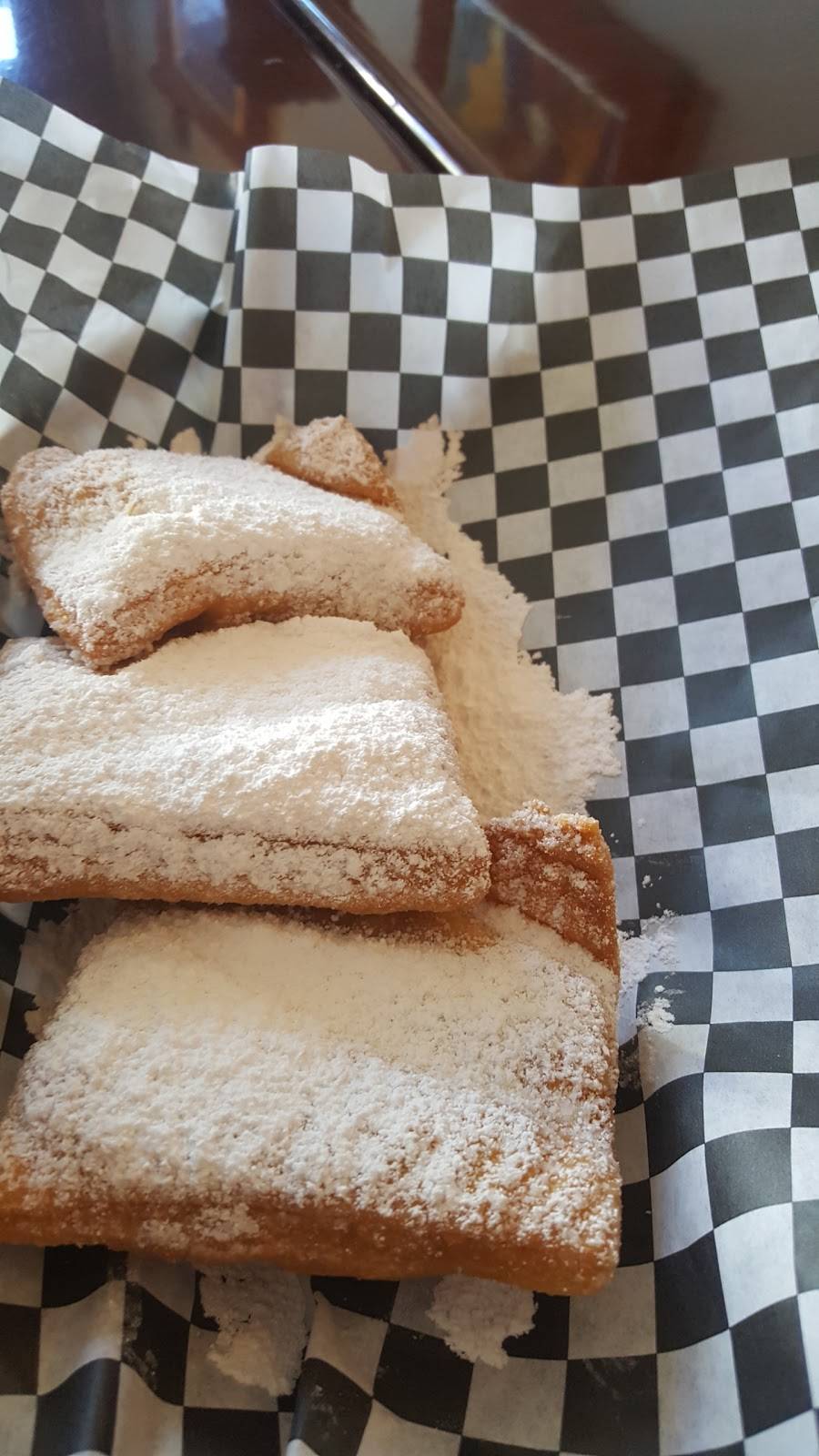 Queens Louisana Poboy Cafe | cafe | 3030 San Bruno Ave, San Francisco, CA 94134, USA | 4156560711 OR +1 415-656-0711