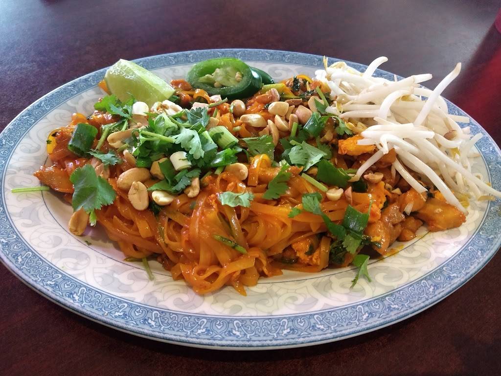 Phở #1 Noodle & Grill | restaurant | 2201 S Oneida St #1, Ashwaubenon, WI 54304, USA | 9204943009 OR +1 920-494-3009