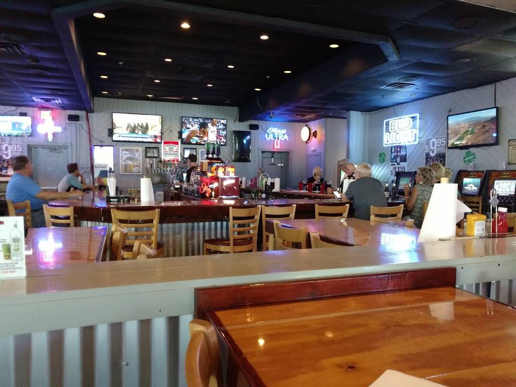 Sidelines Sports Bar & Grill | restaurant | 4451 Veronica S Shoemaker Blvd, Fort Myers, FL 33916, USA | 2399393003 OR +1 239-939-3003