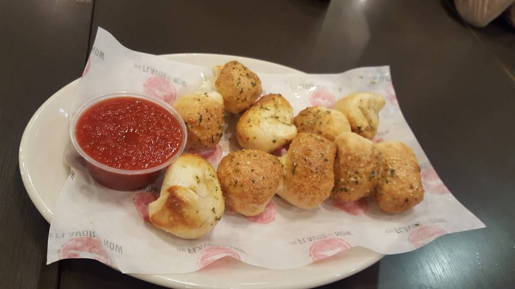 Pizza Hut | restaurant | 7060 Forest Preserve Dr, Norridge, IL 60706, USA | 7084570203 OR +1 708-457-0203