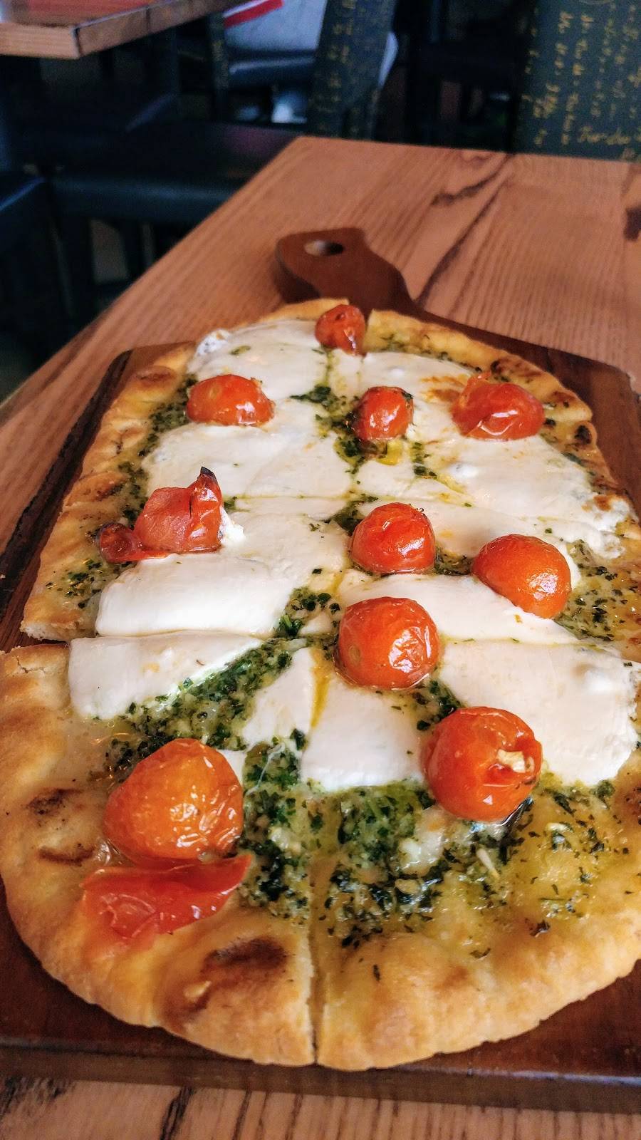 Doubletop Bar & Grill | restaurant | 888 Resorts World Drive, Monticello, NY 12701, USA | 8335869358 OR +1 833-586-9358