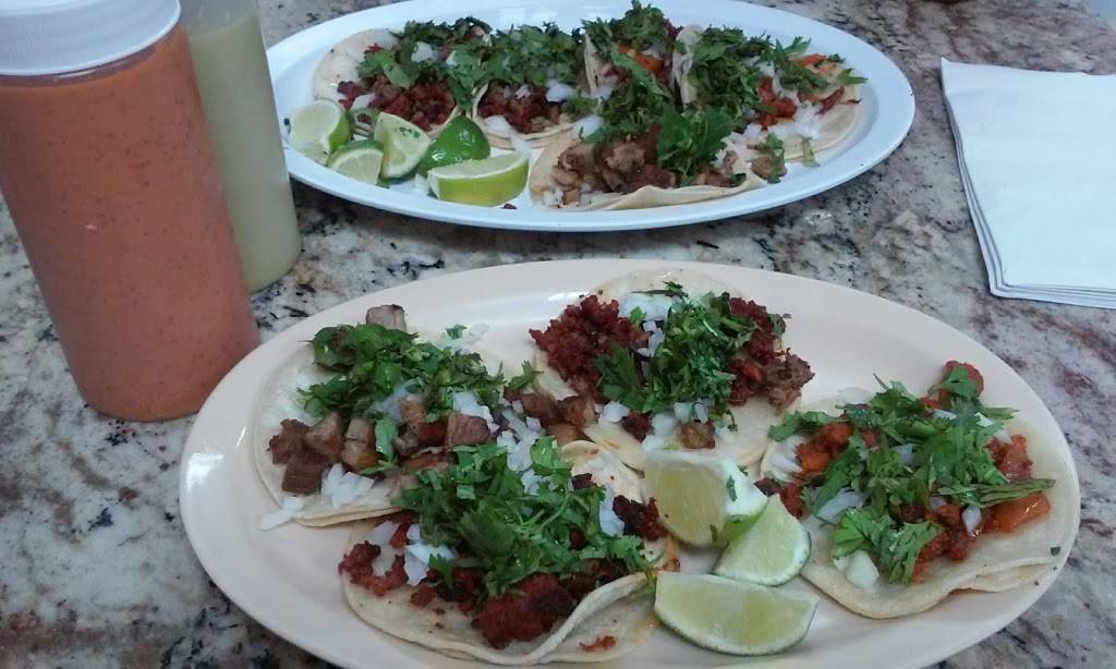 Torteria Insurgentes | restaurant | 7019 Holly Hill Dr, Dallas, TX 75231, USA | 2147505542 OR +1 214-750-5542