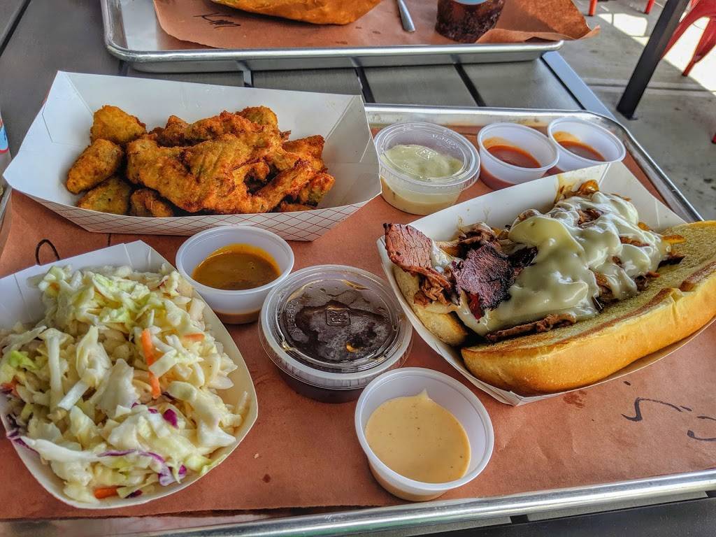 Sugarfire Smoke House | restaurant | 9039 US-42, Union, KY 41091, USA | 8593844100 OR +1 859-384-4100