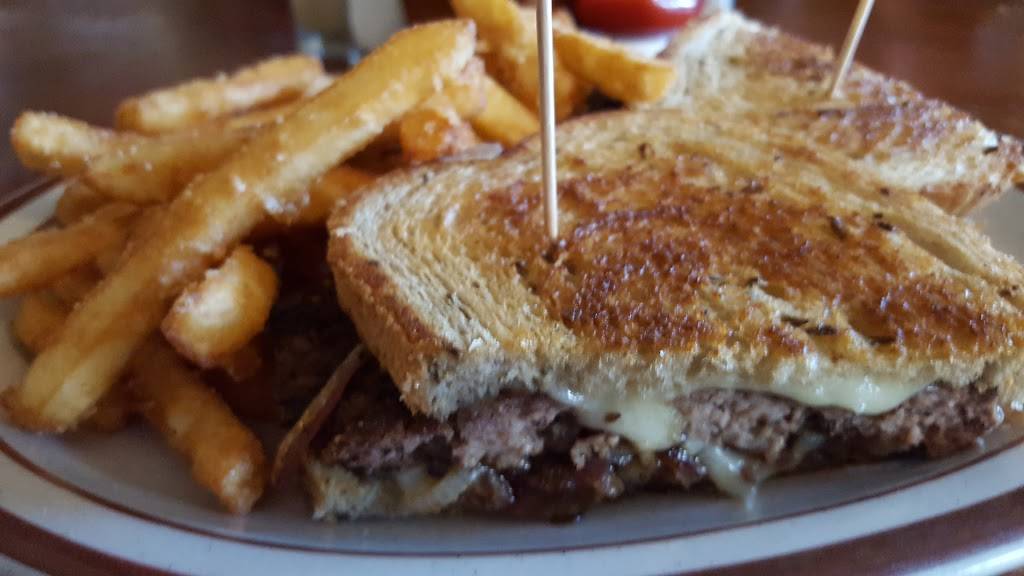 Dudleys Oldtown | restaurant | 258 S Main St, Salinas, CA 93901, USA | 8317585257 OR +1 831-758-5257