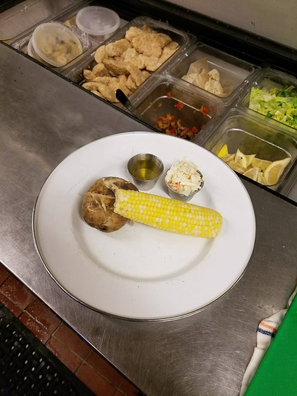 Home Port Restaurant | meal takeaway | 512 N Rd, Chilmark, MA 02535, USA | 5086452679 OR +1 508-645-2679