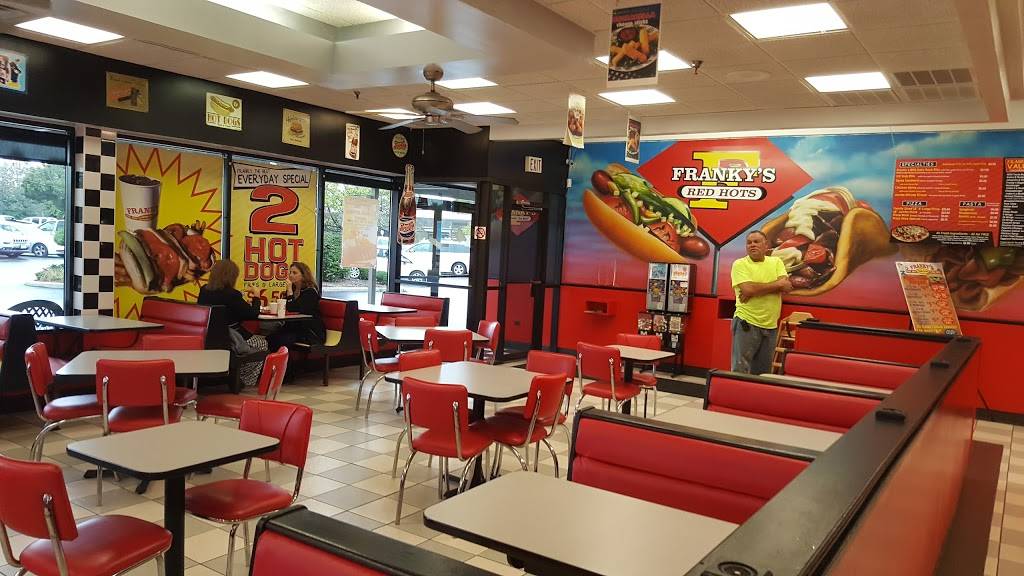 Frankys Red Hots | restaurant | 1250 W Lake St # 23, Addison, IL 60101, USA | 6305438636 OR +1 630-543-8636