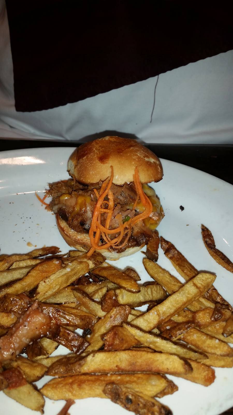 Red Cedar Grille | restaurant | 249 Bethlehem Pike, Colmar, PA 18915, USA | 2674771422 OR +1 267-477-1422