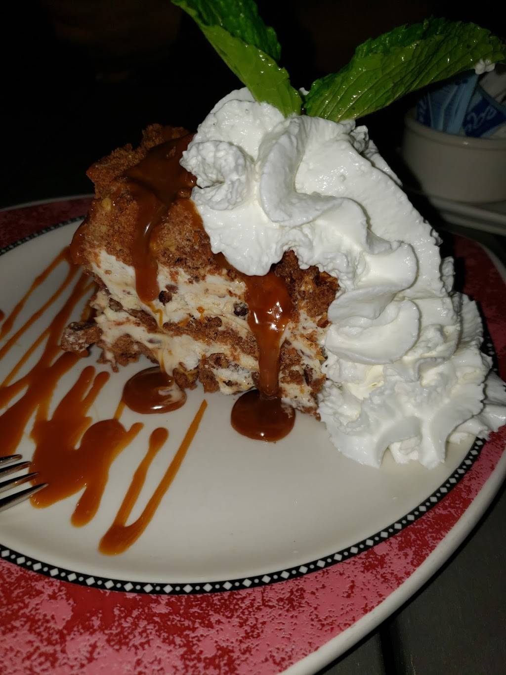 Fields at the Wilderness | restaurant | 511 E Adams St, Wisconsin Dells, WI 53965, USA | 6082531400 OR +1 608-253-1400