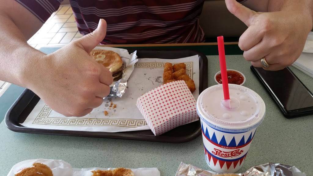 Big Boy | restaurant | 12401 E US Hwy 40 #5930, Independence, MO 64055, USA | 8163561221 OR +1 816-356-1221