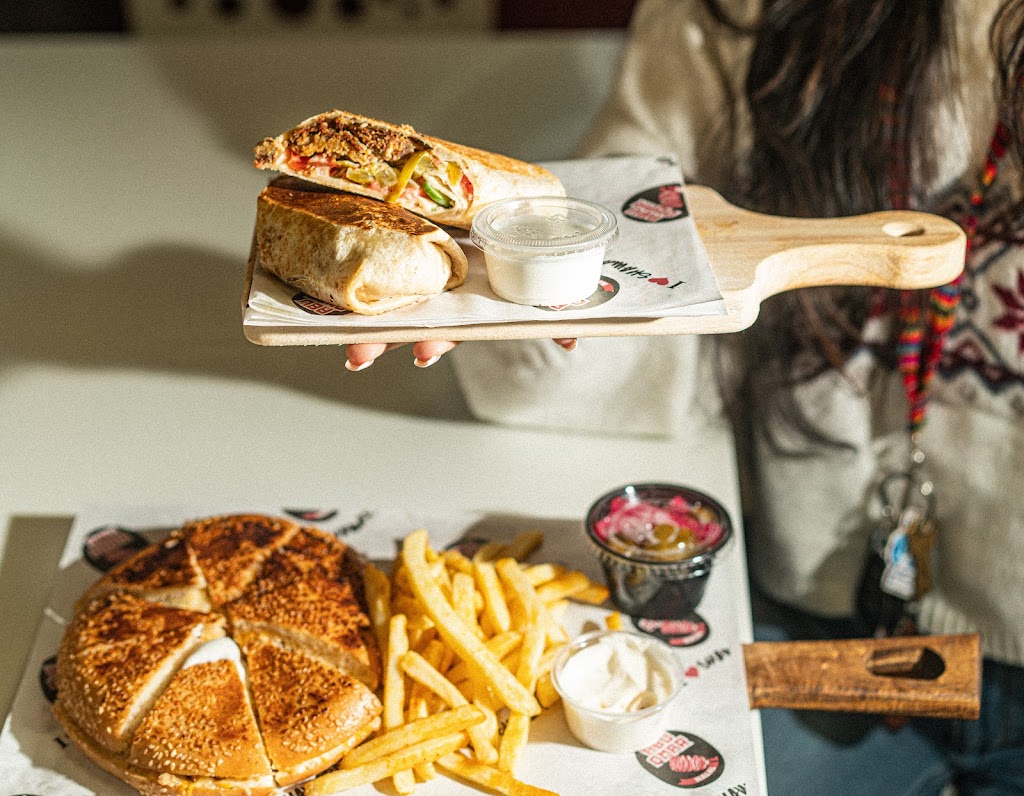 Abu Omar halal - Briar Forest, TX | restaurant | 2022 Wilcrest Dr, Houston, TX 77042, USA | 8326105489 OR +1 832-610-5489